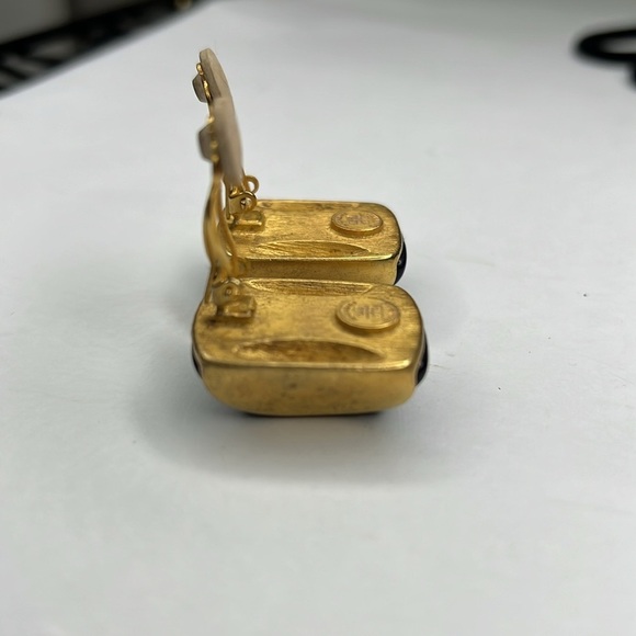 1980’s Givenchy Blue Lucite Matte Gold Clip Earrings - Picture 6 of 7